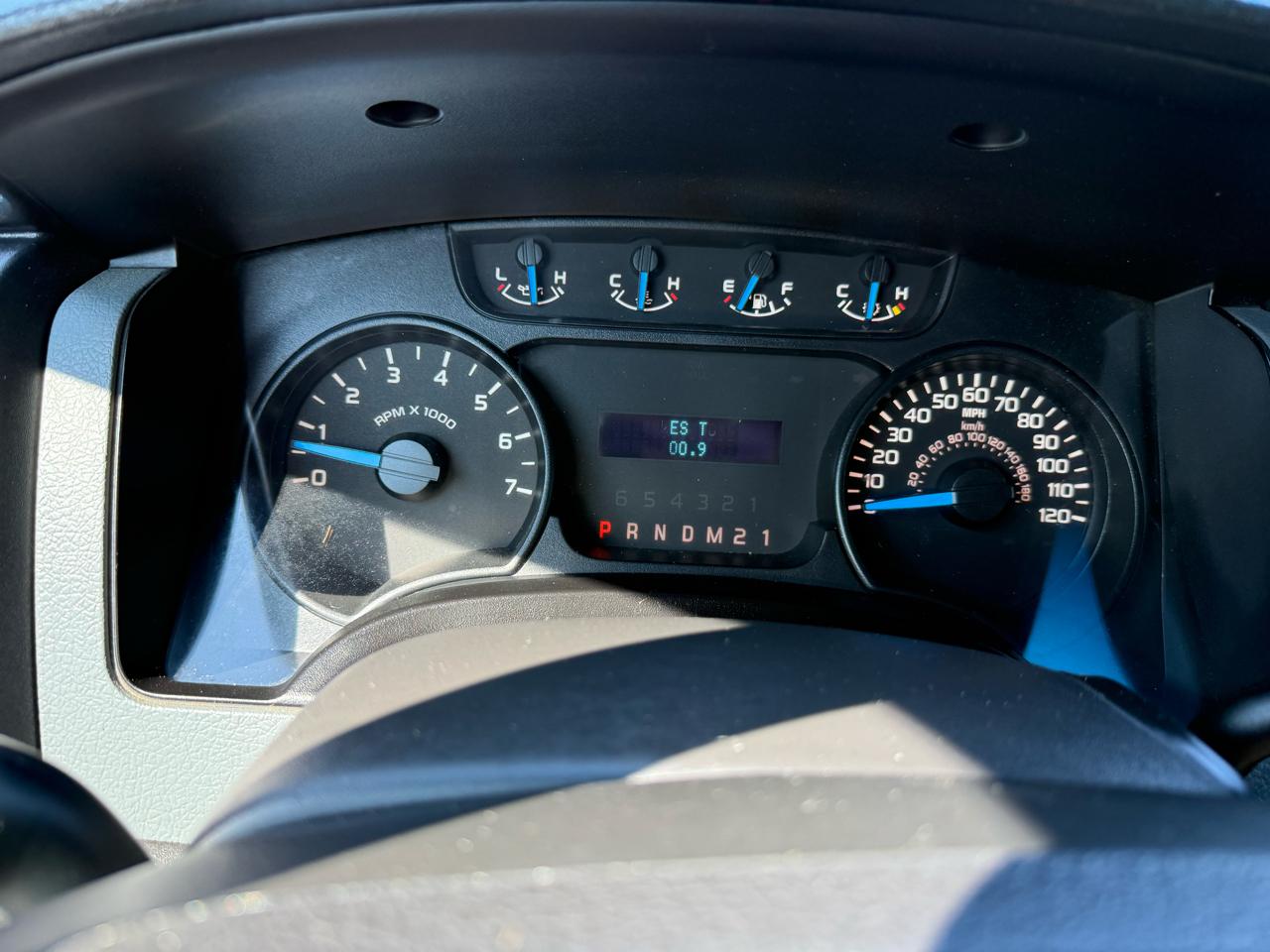 Ford F-150 2WD SuperCrew 145" XLT 2014