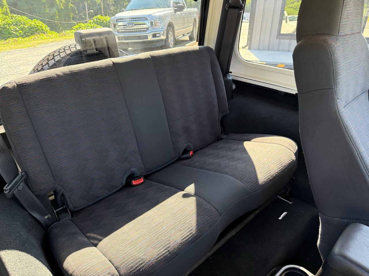 Jeep Wrangler 4WD 2dr X RHD 2005