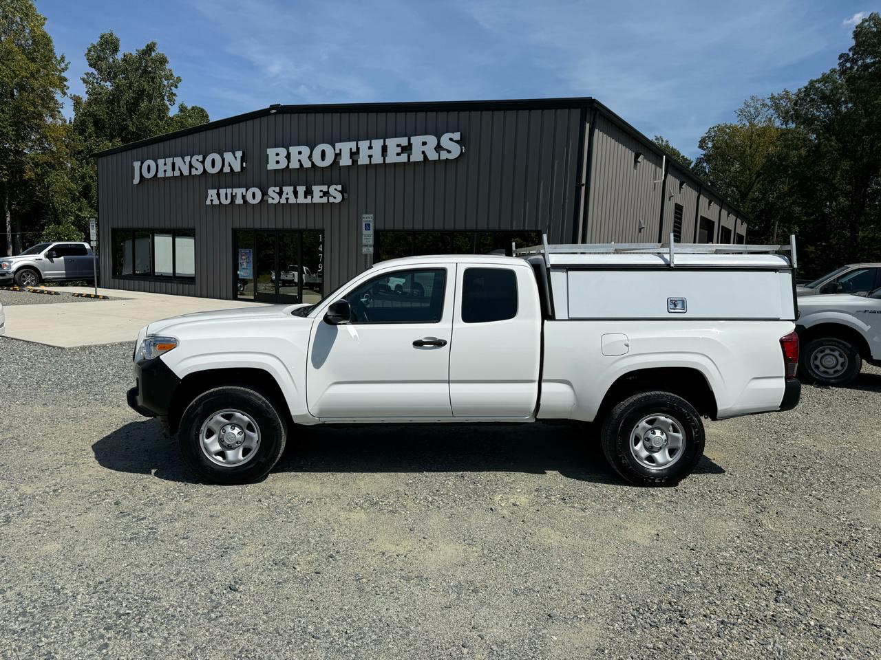 Toyota Tacoma SR5 Access Cab I4 6AT 2WD 2022