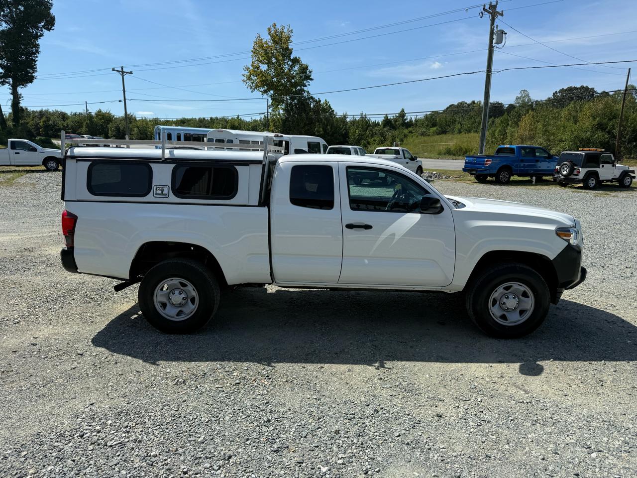 Toyota Tacoma SR5 Access Cab I4 6AT 2WD 2022