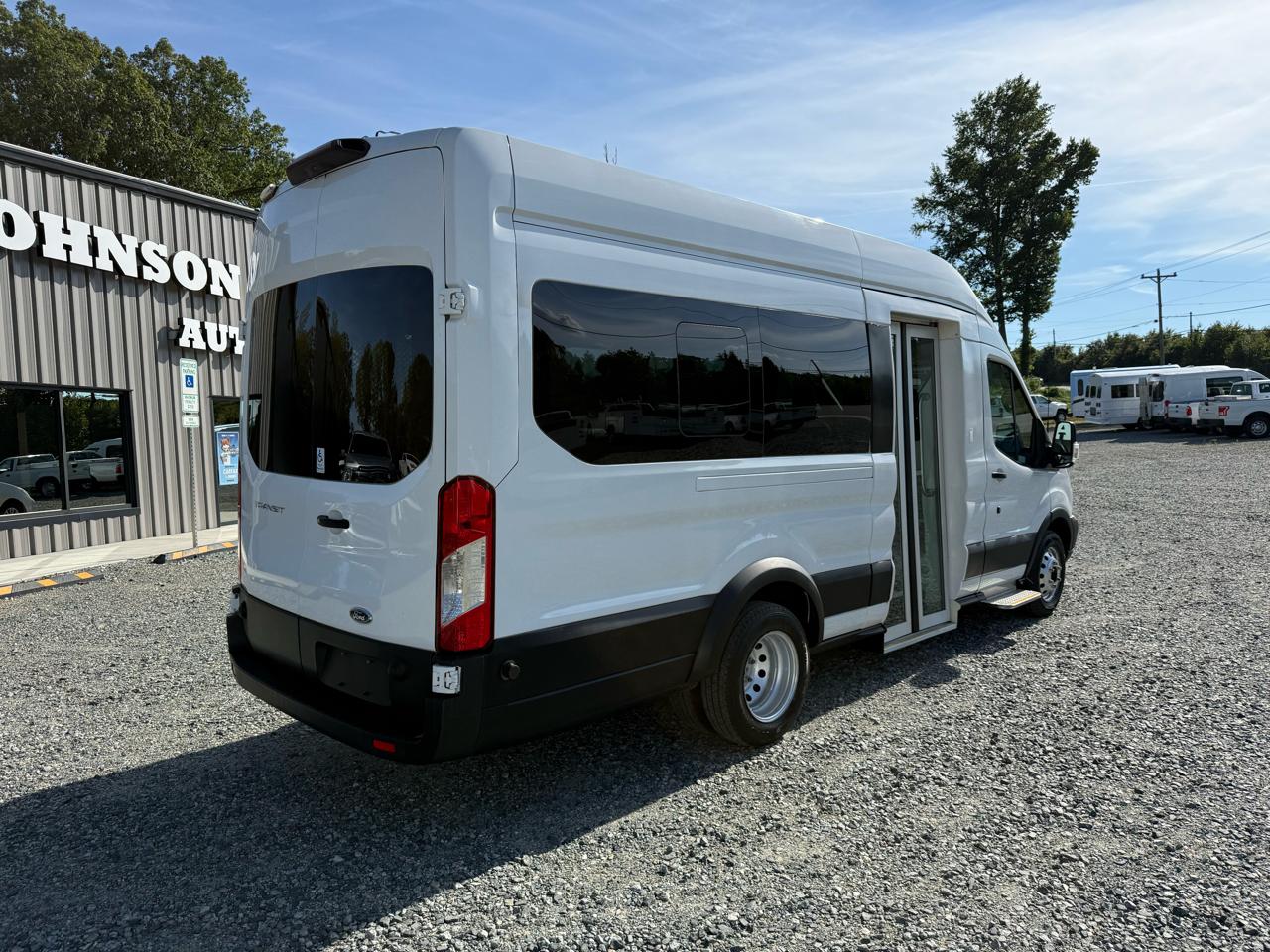 Ford Transit T-350 HD Wagon DRW 2019