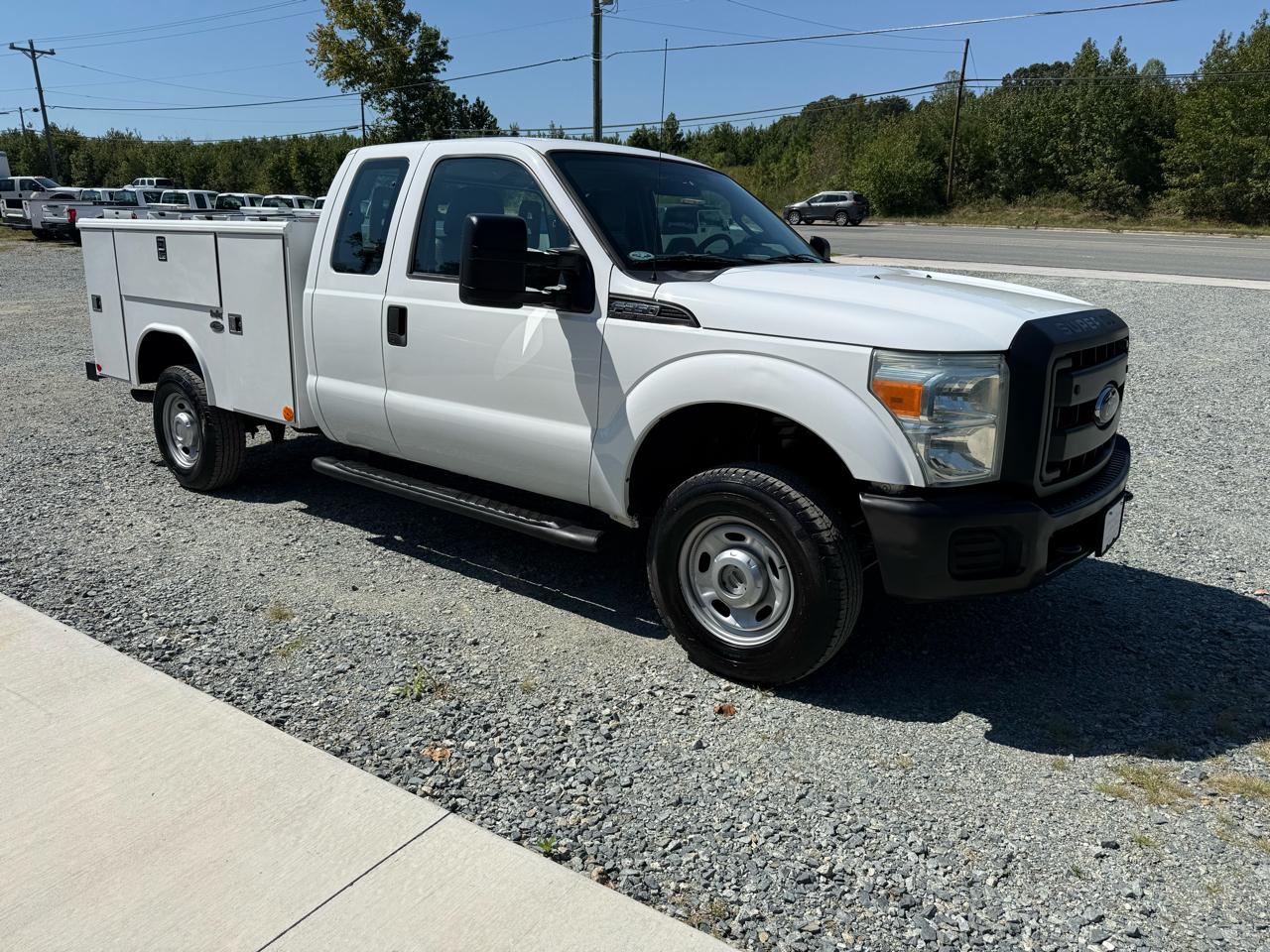 Ford F-350 SD XL SuperCab Long Bed 4WD 2015
