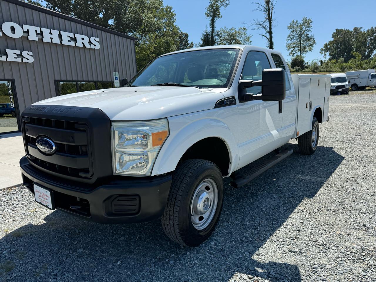 Ford F-350 SD XL SuperCab Long Bed 4WD 2015