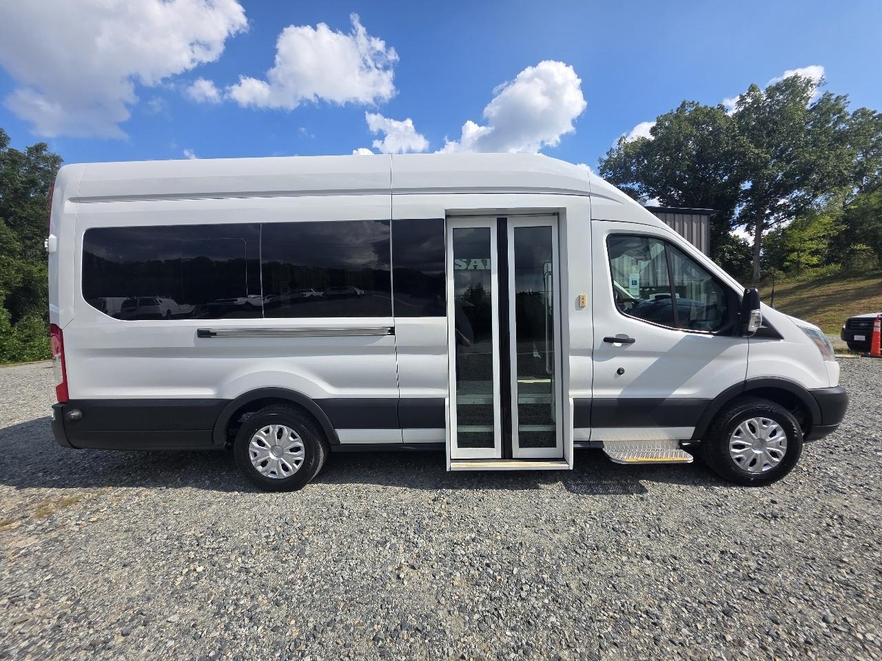 Ford Transit 350 Van High Roof w/Sliding Pass. 148-in. WB EL 2017