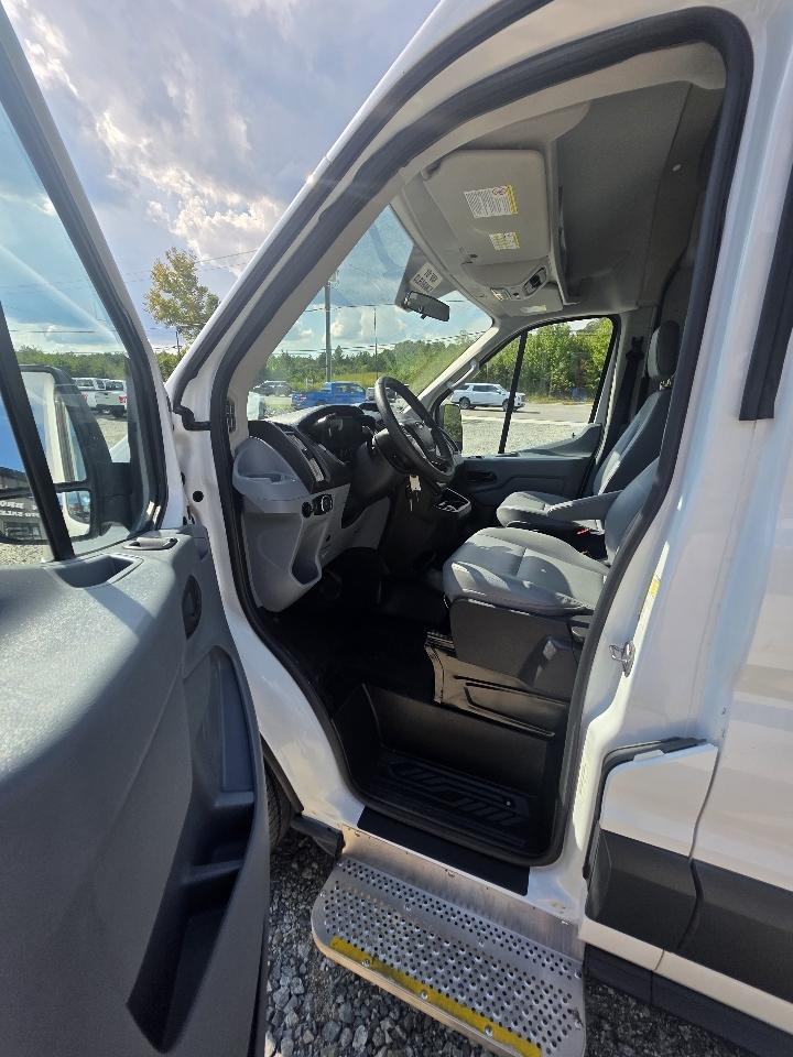 Ford Transit 350 Van High Roof w/Sliding Pass. 148-in. WB EL 2017