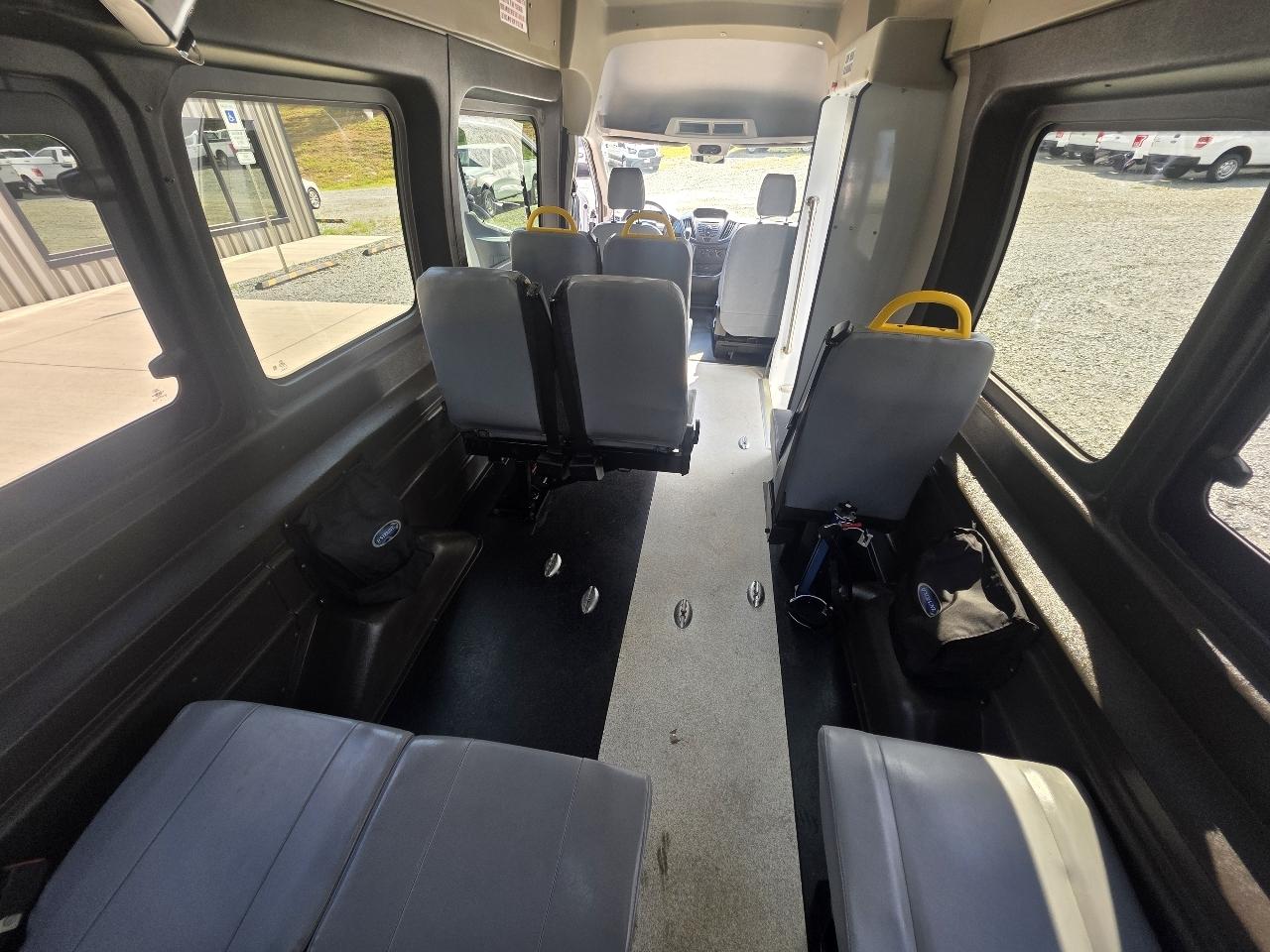 Ford Transit 350 Van High Roof w/Sliding Pass. 148-in. WB EL 2017