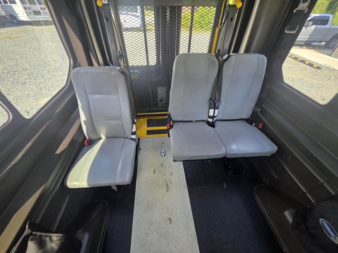 Ford Transit 350 Van High Roof w/Sliding Pass. 148-in. WB EL 2017