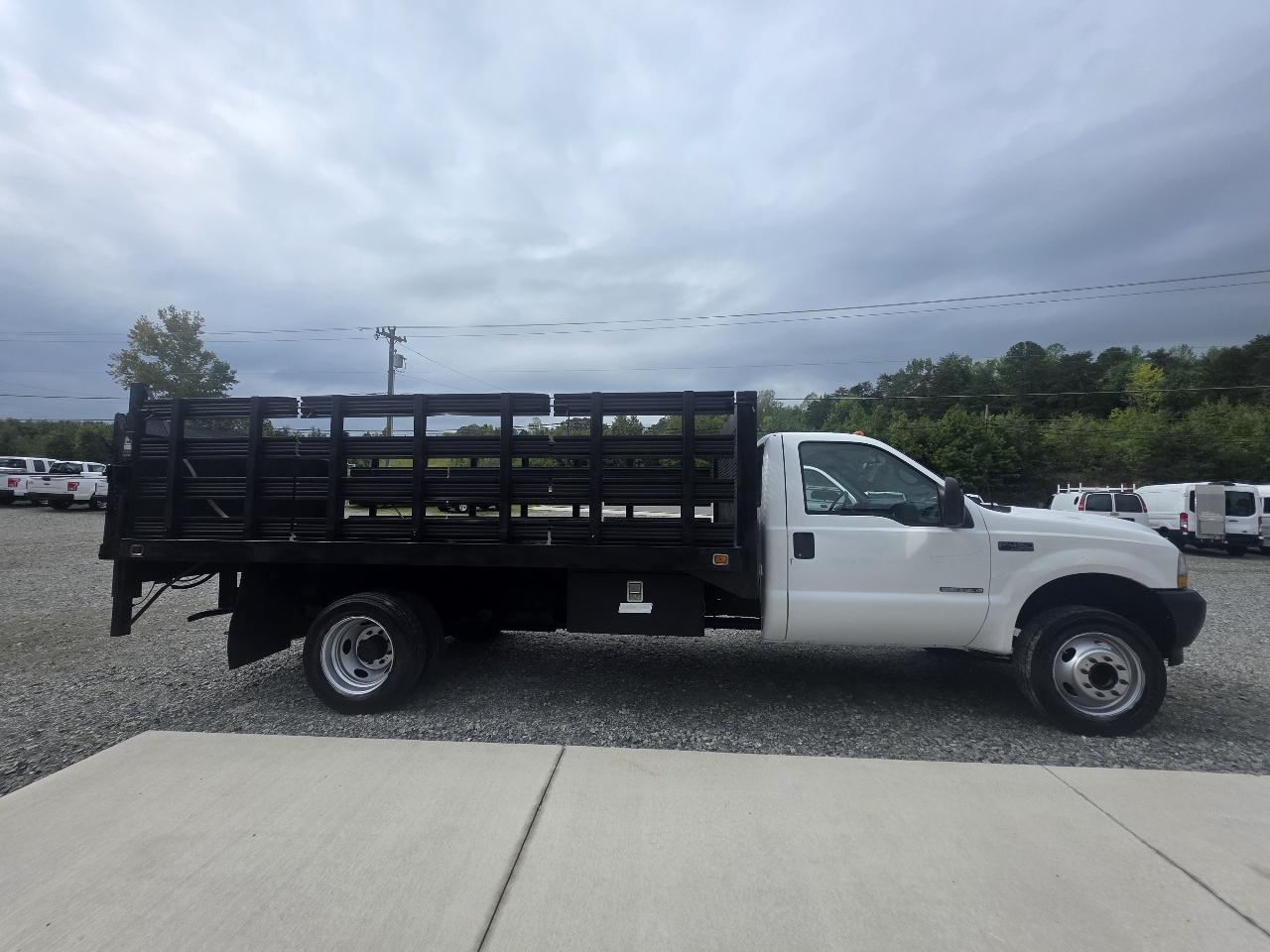 Ford F-450 SD Regular Cab 2WD DRW 2002
