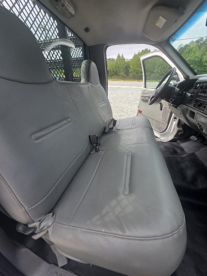 Ford F-450 SD Regular Cab 2WD DRW 2002