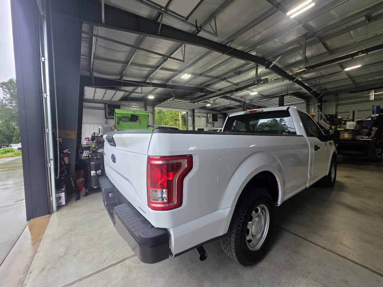 Ford F-150 2WD Reg Cab 141" XL 2016