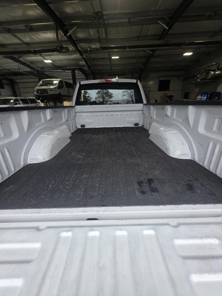 Ford F-150 2WD Reg Cab 141" XL 2016