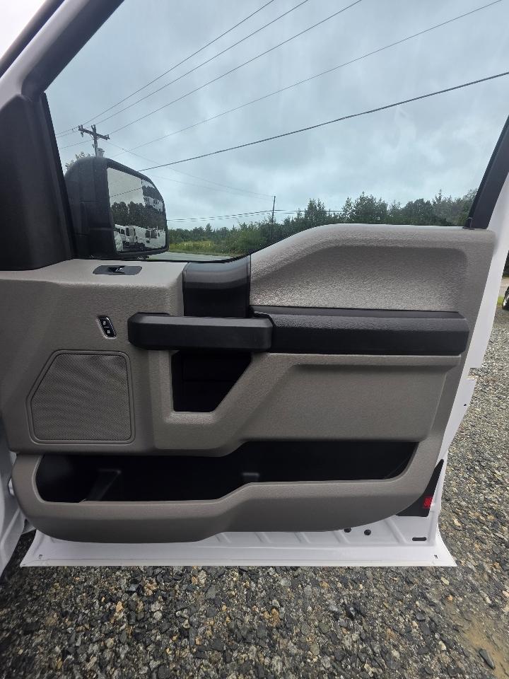 Ford F-150 2WD SuperCab 145" XL 2018