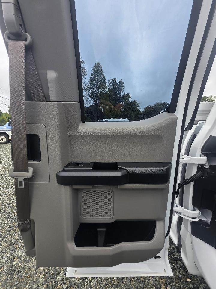 Ford F-150 2WD SuperCab 145" XL 2018