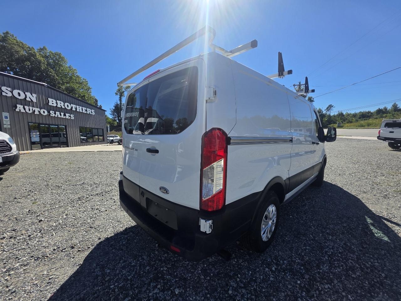 Ford Transit 150 Van Low Roof w/Sliding Pass. 130-in. WB 2020