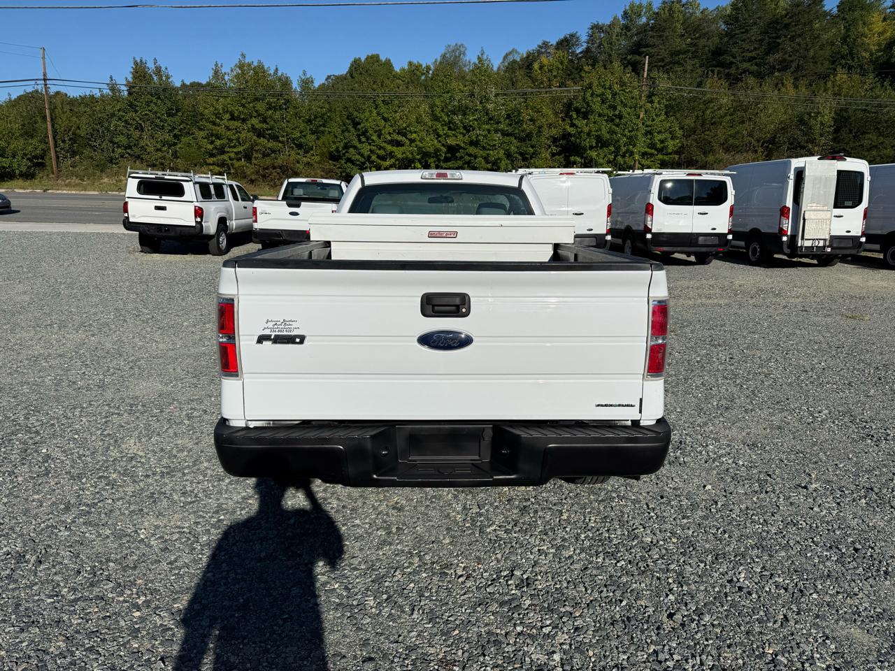 Ford F-150 2WD Reg Cab 141" XL 2014