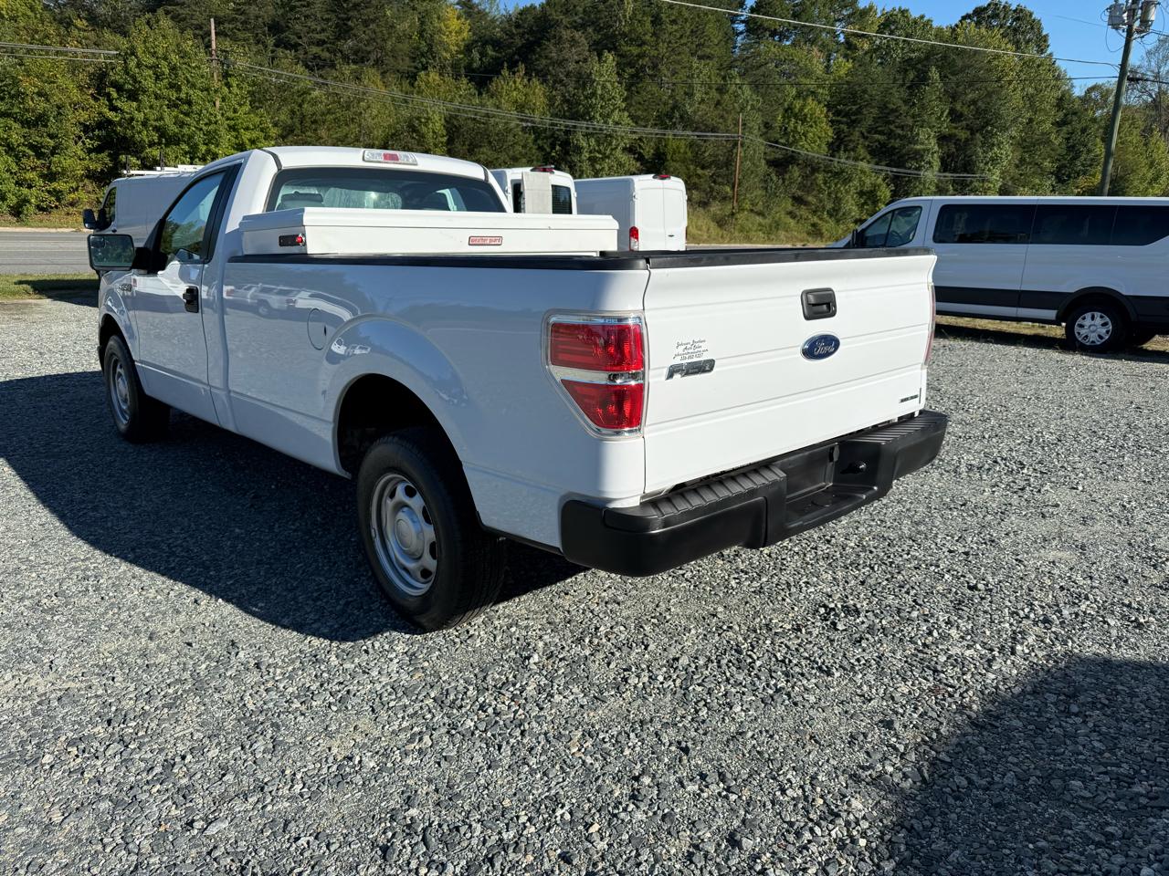 Ford F-150 2WD Reg Cab 141" XL 2014