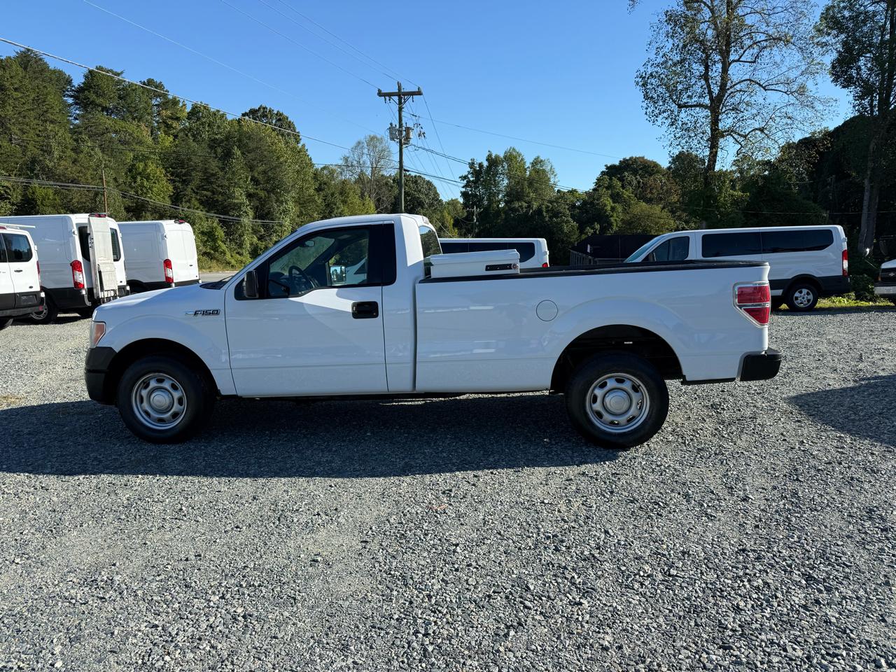 Ford F-150 2WD Reg Cab 141" XL 2014