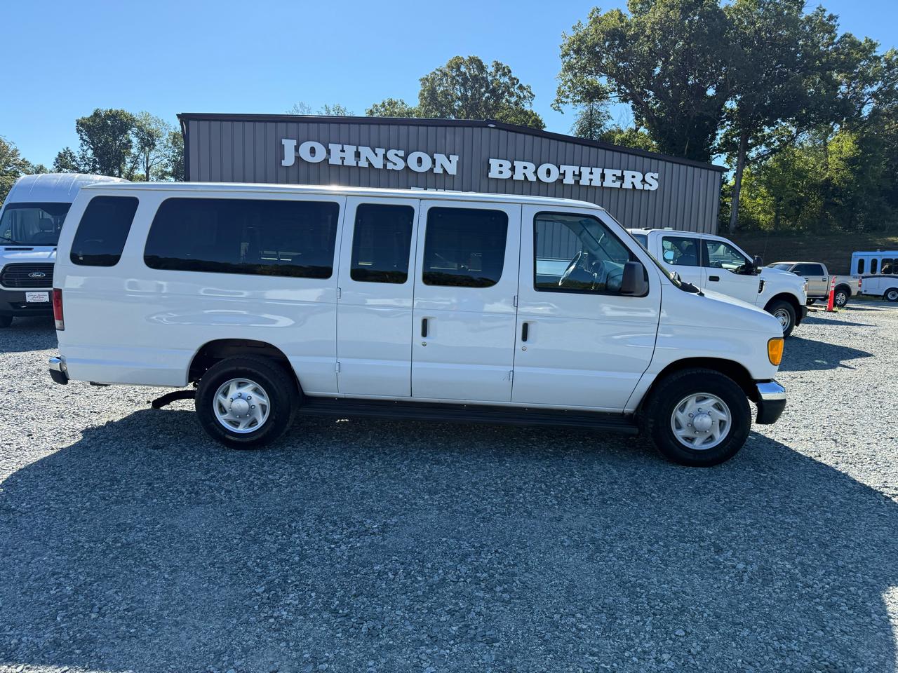 Ford Econoline E-350 Super Duty Extended 2003