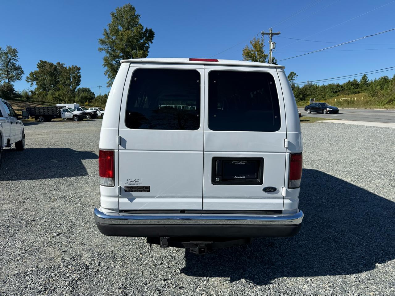 Ford Econoline E-350 Super Duty Extended 2003
