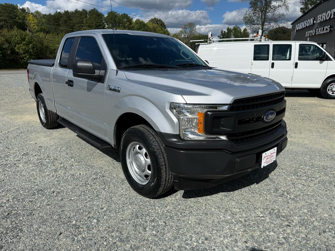 Ford F-150 4WD SuperCab 145" XL 2019