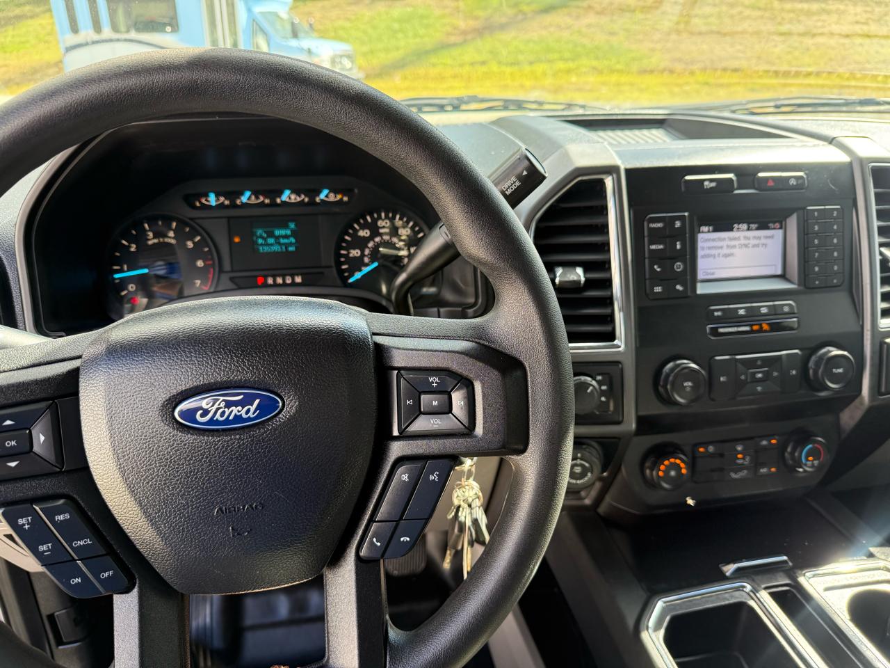 Ford F-150 4WD SuperCab 145" XL 2019