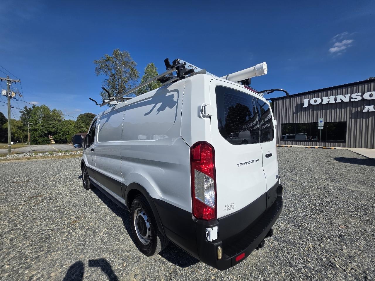 Ford Transit 150 Van Low Roof w/Sliding Pass. 130-in. WB 2021