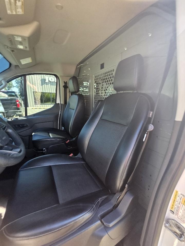 Ford Transit 150 Van Low Roof w/Sliding Pass. 130-in. WB 2021
