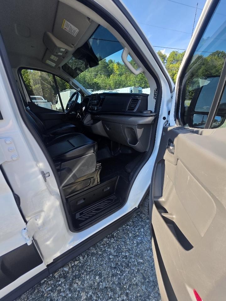 Ford Transit 150 Van Low Roof w/Sliding Pass. 130-in. WB 2021