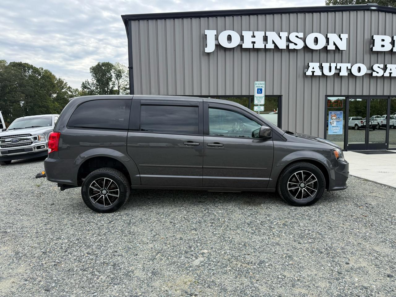Dodge Grand Caravan R/T 2016