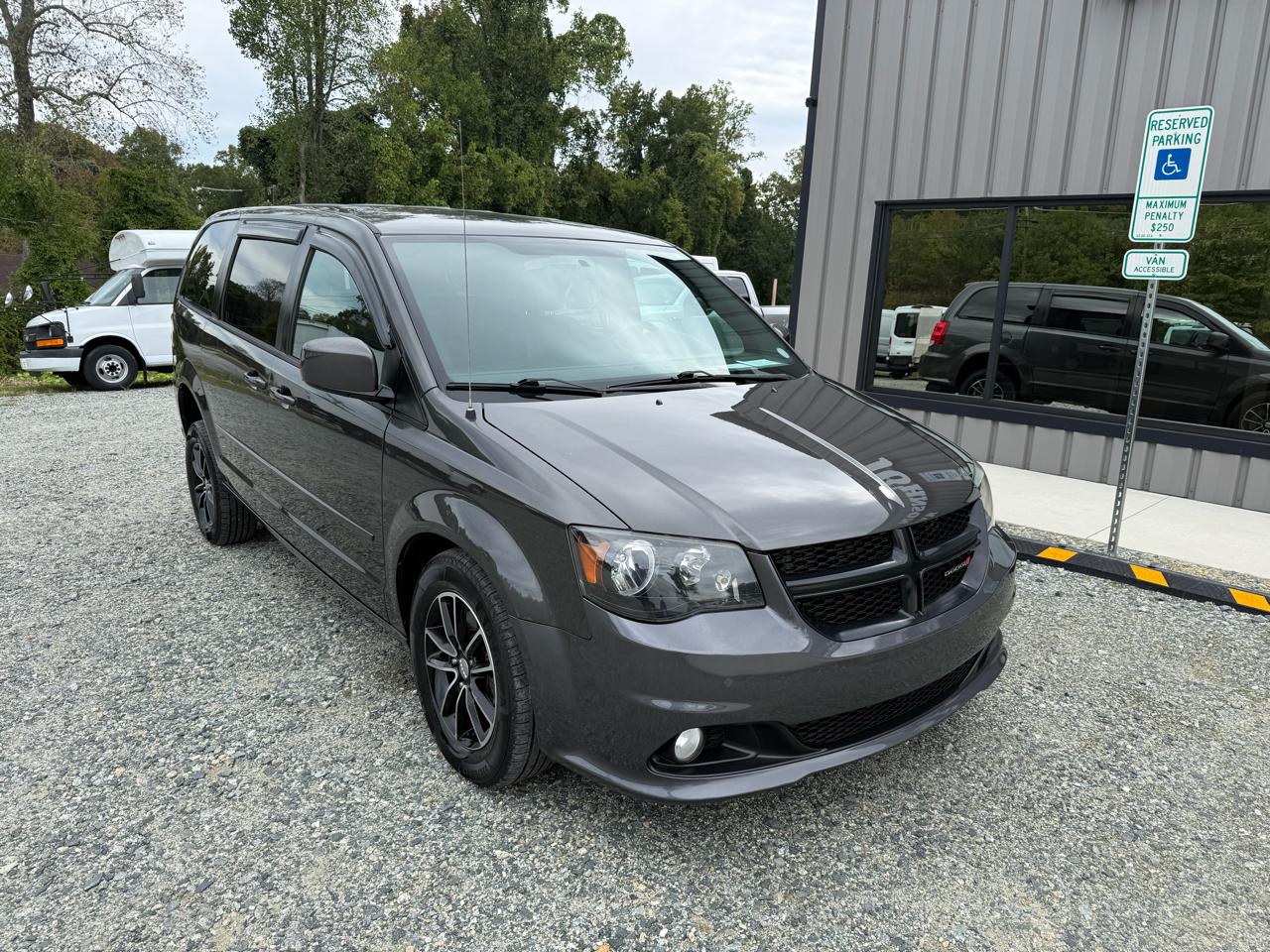 Dodge Grand Caravan R/T 2016