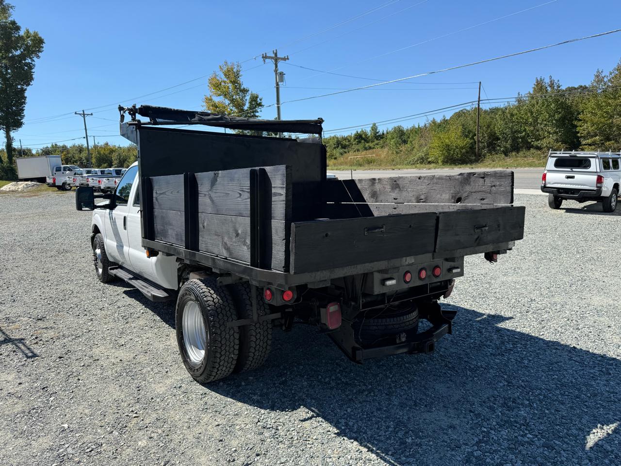 Ford F-350 SD XL Crew Cab 2WD DRW 2013