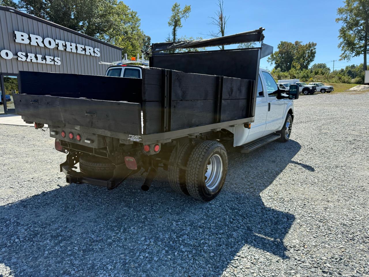 Ford F-350 SD XL Crew Cab 2WD DRW 2013