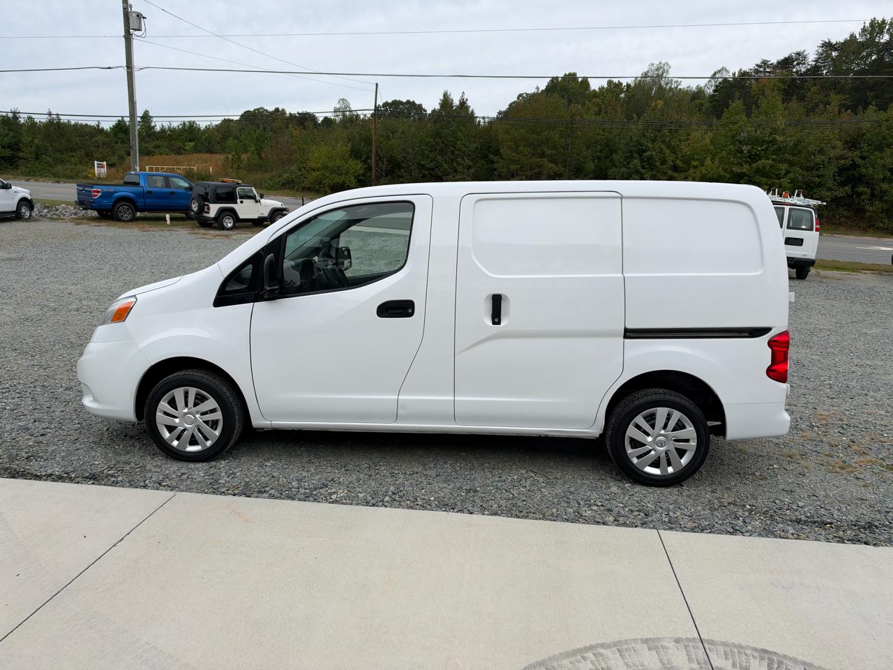 Nissan NV200 SV 2018