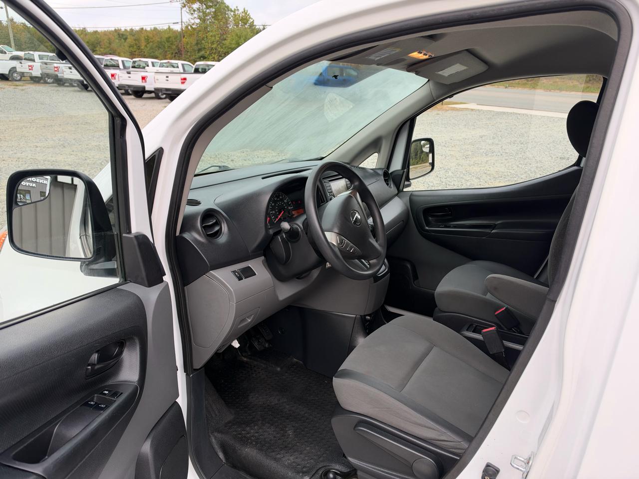 Nissan NV200 SV 2018