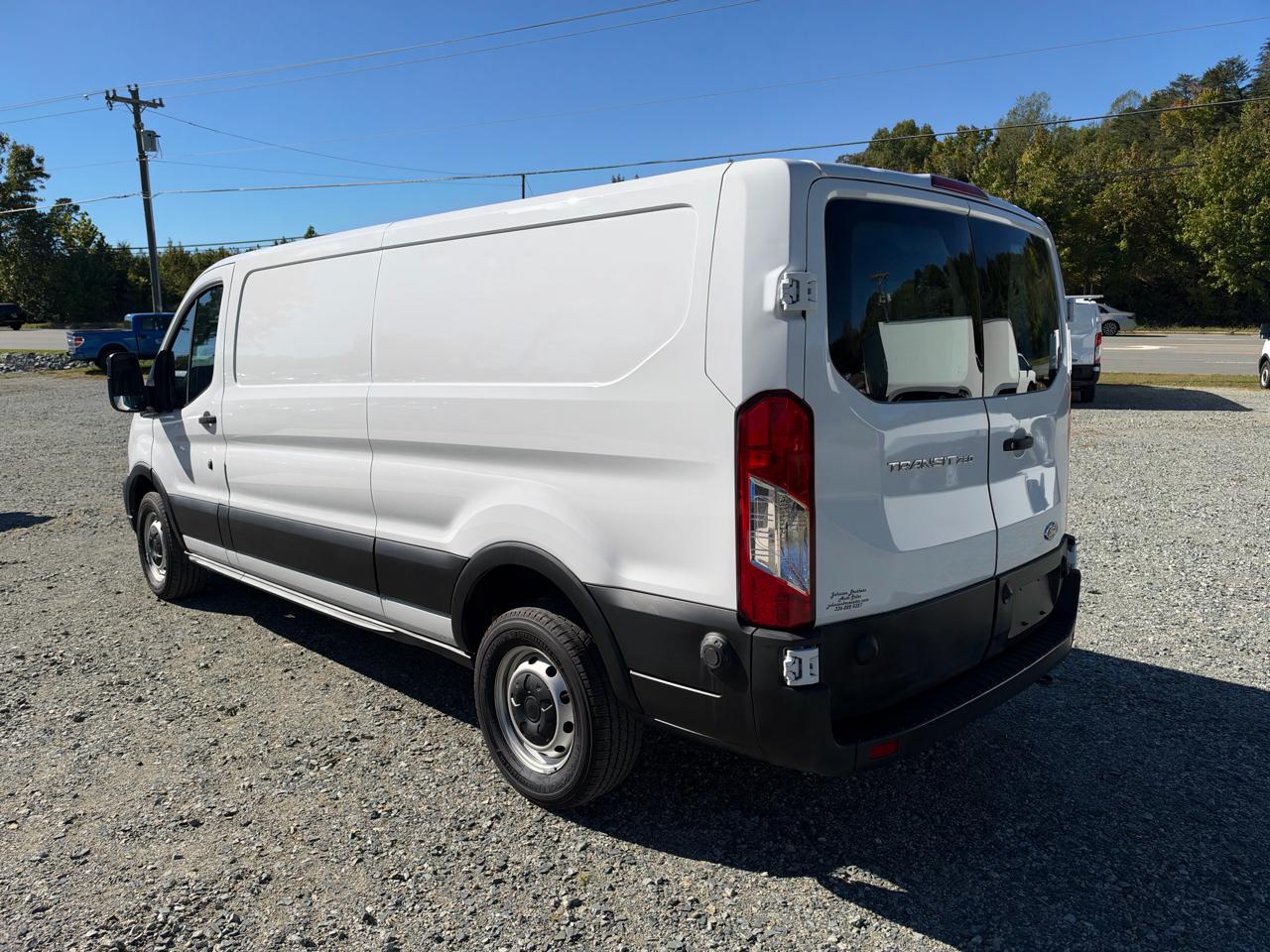 Ford Transit 250 Van Low Roof w/Sliding Pass. 130-in. WB 2020