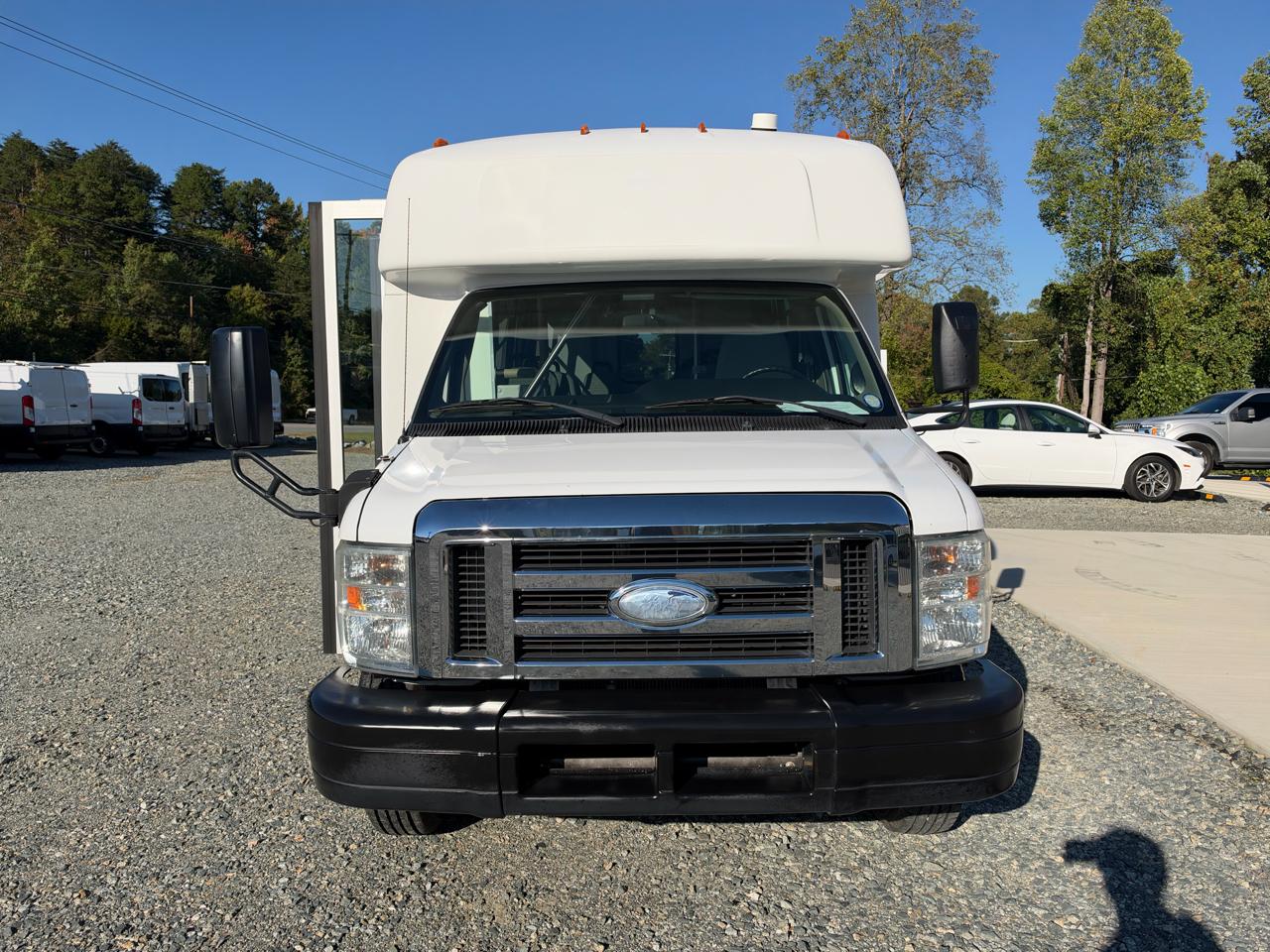 Ford Econoline E350 2014
