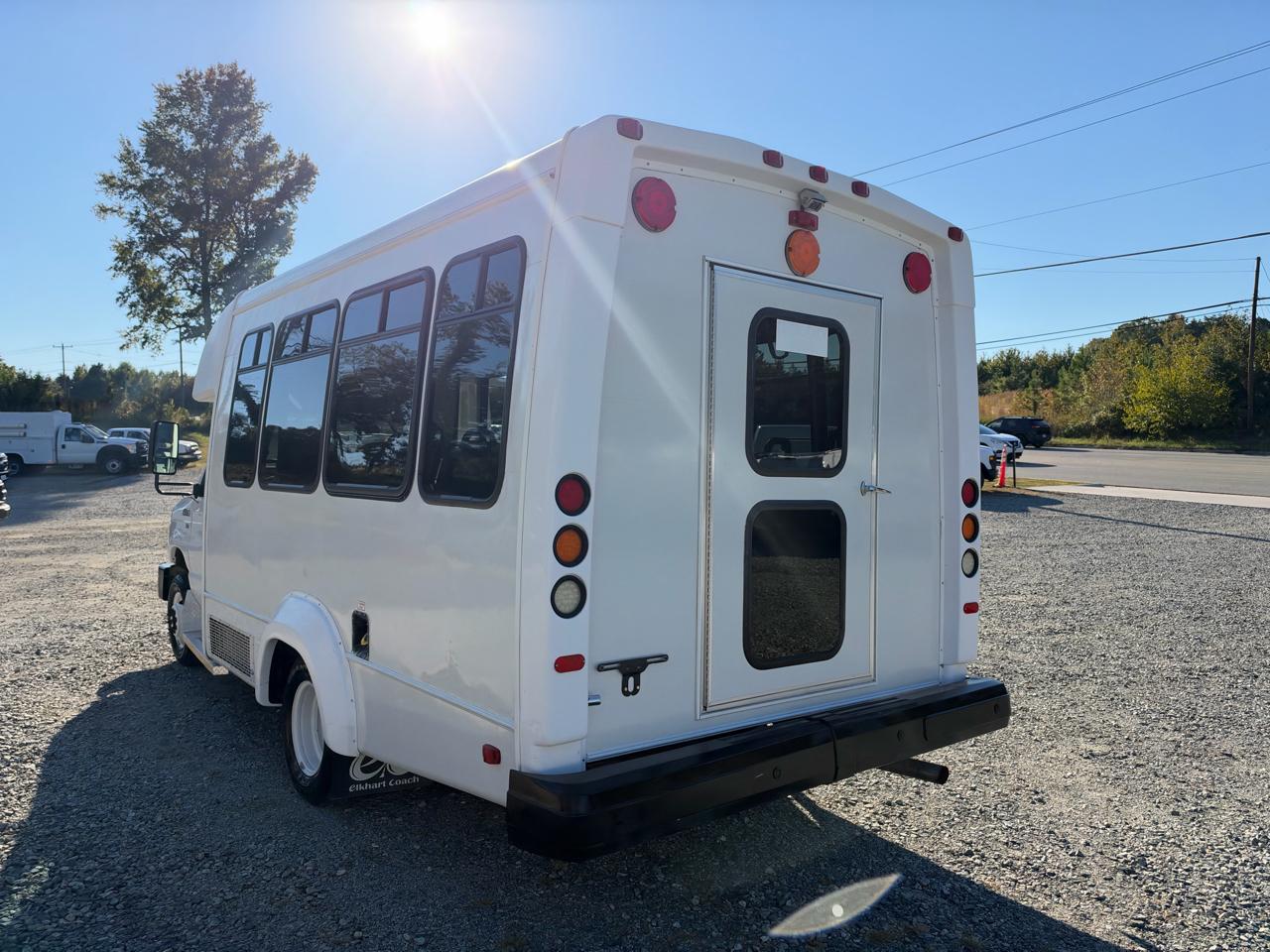 Ford Econoline E350 2014