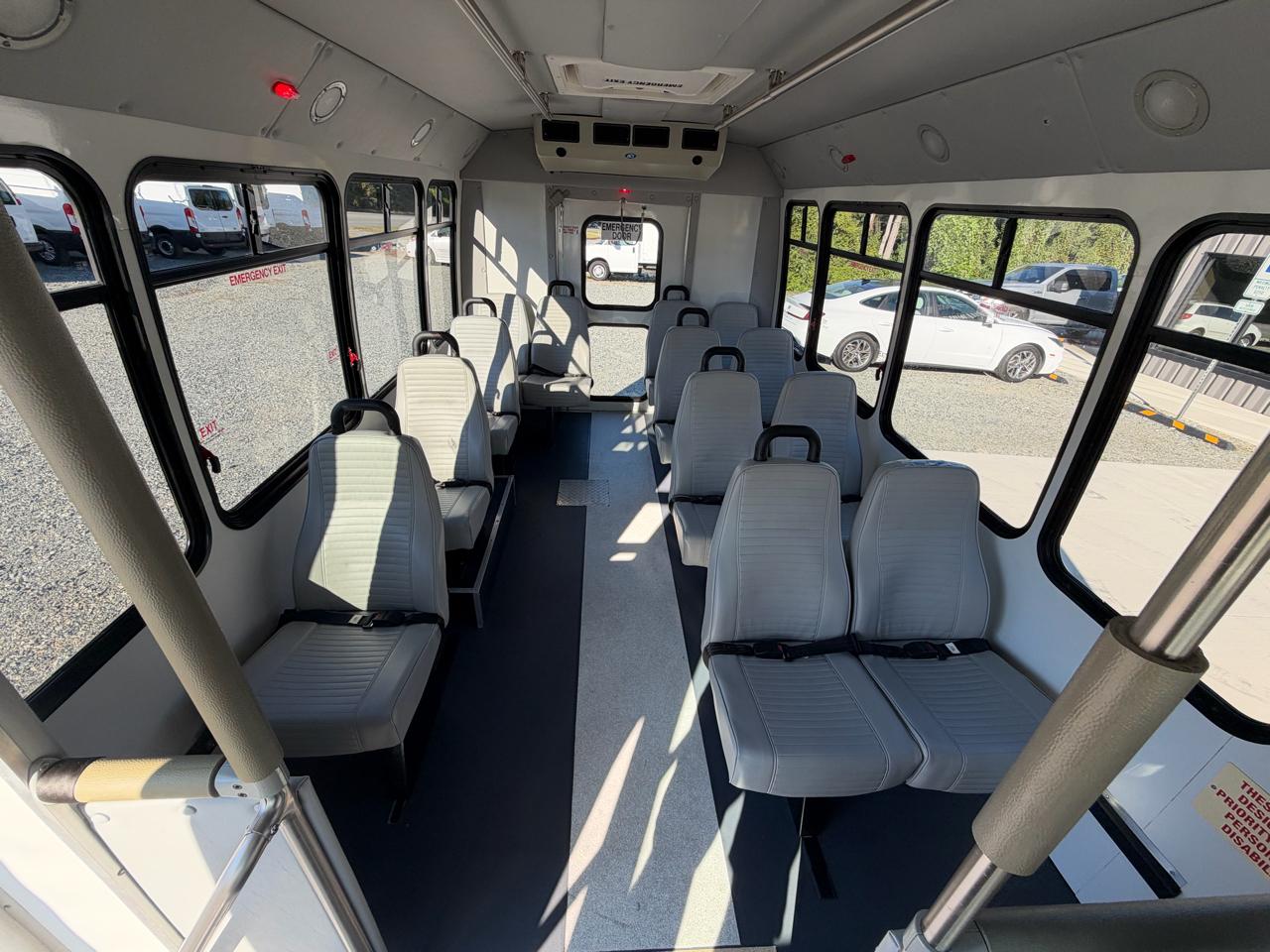 Ford Econoline E350 2014