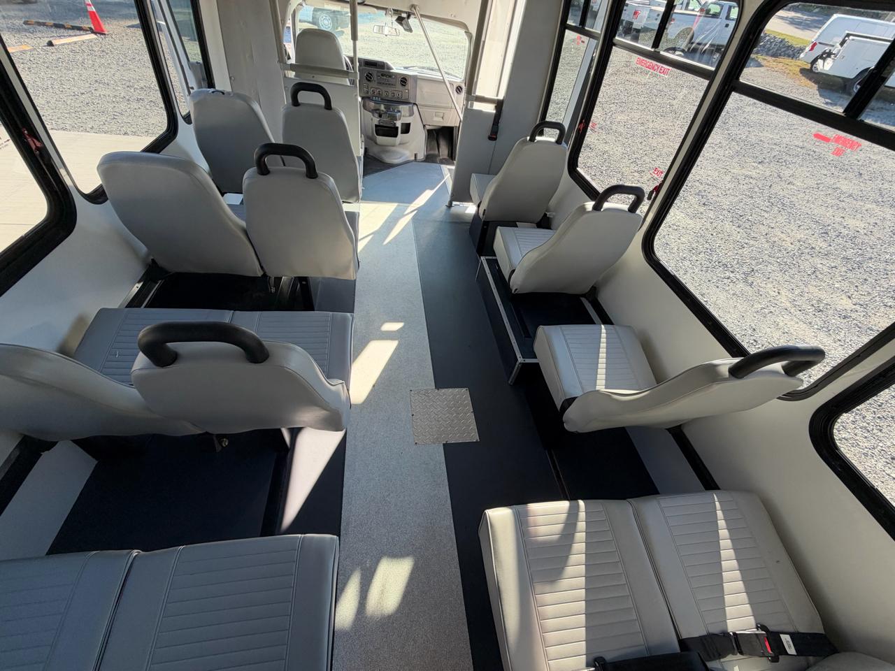 Ford Econoline E350 2014
