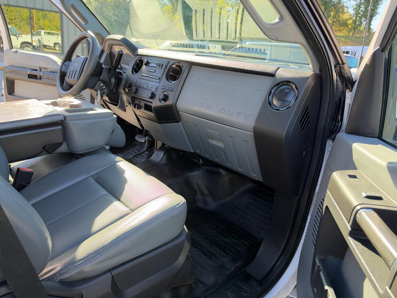 Ford F-250 SD XLT Crew Cab Long Bed 4WD 2016