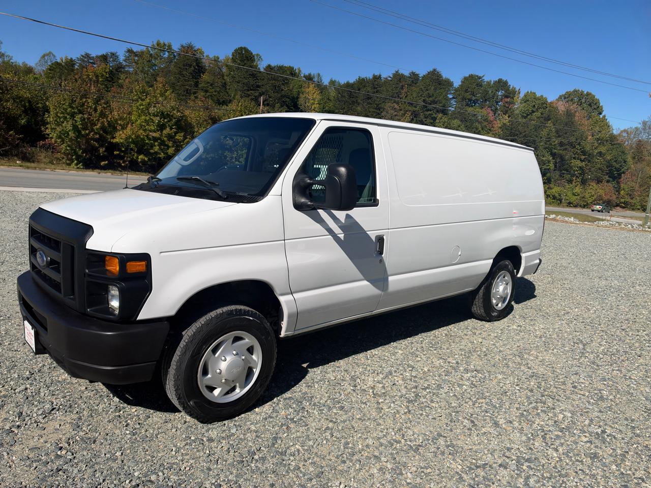 Ford Econoline E-150 2009
