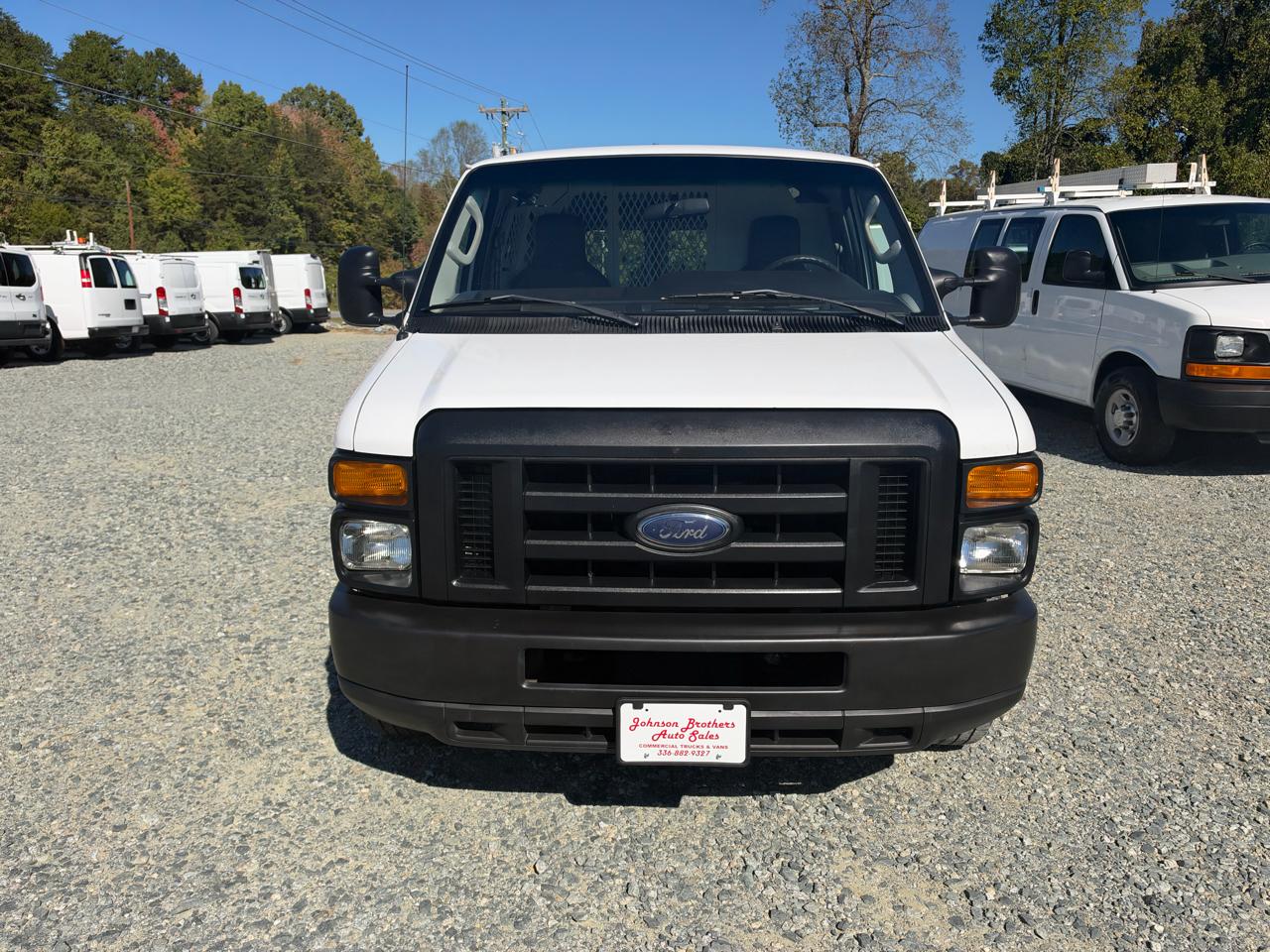 Ford Econoline E-150 2009