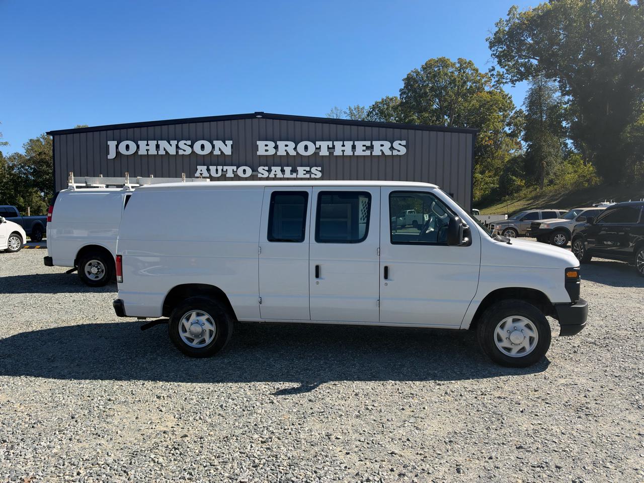 Ford Econoline E-150 2009