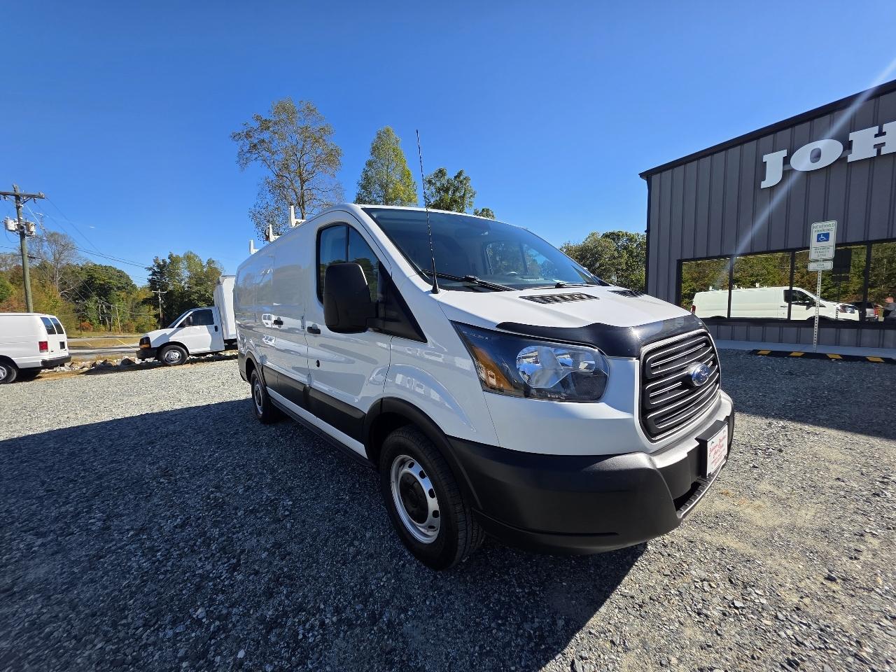 Ford Transit 150 Van Low Roof 60/40 Pass. 130-in. WB 2019