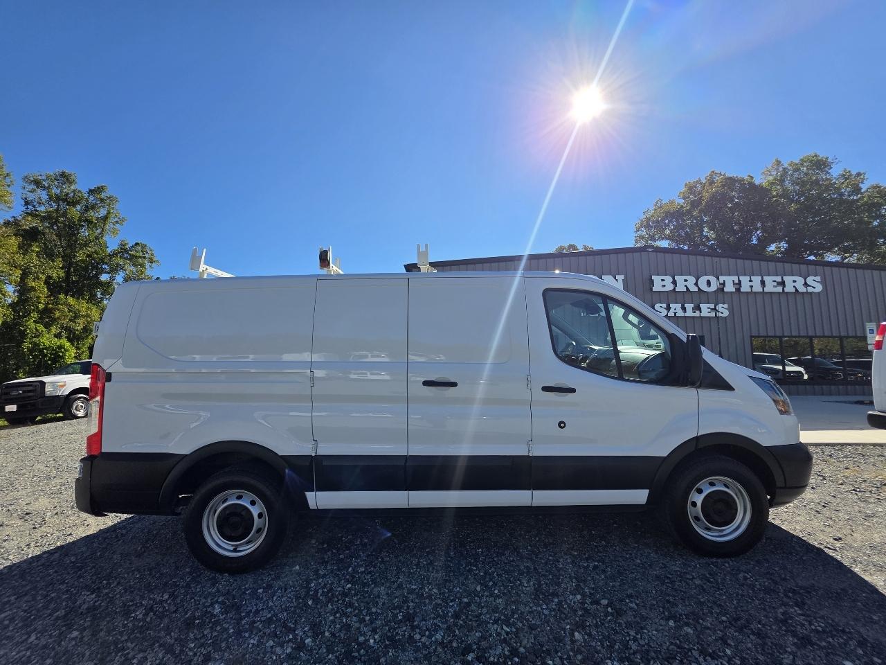 Ford Transit 150 Van Low Roof 60/40 Pass. 130-in. WB 2019