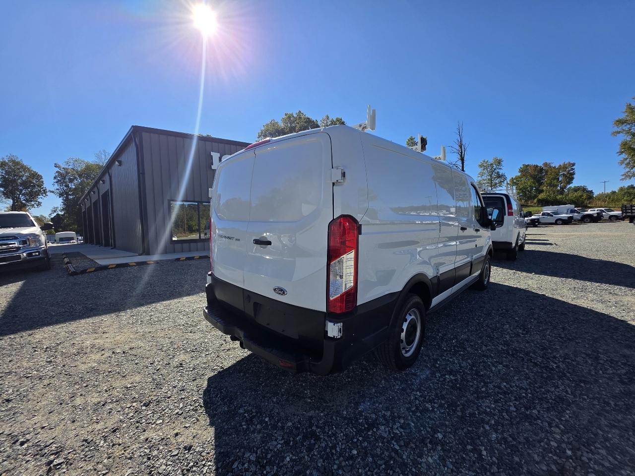 Ford Transit 150 Van Low Roof 60/40 Pass. 130-in. WB 2019