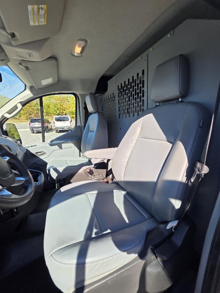 Ford Transit 150 Van Low Roof 60/40 Pass. 130-in. WB 2019