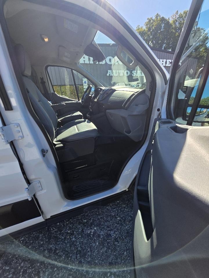 Ford Transit 150 Van Low Roof 60/40 Pass. 130-in. WB 2019