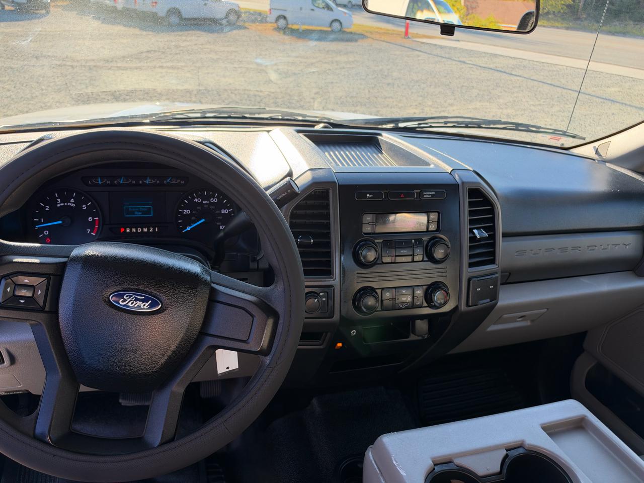 Ford F-250 SD XL Crew Cab Long Bed 2WD 2017