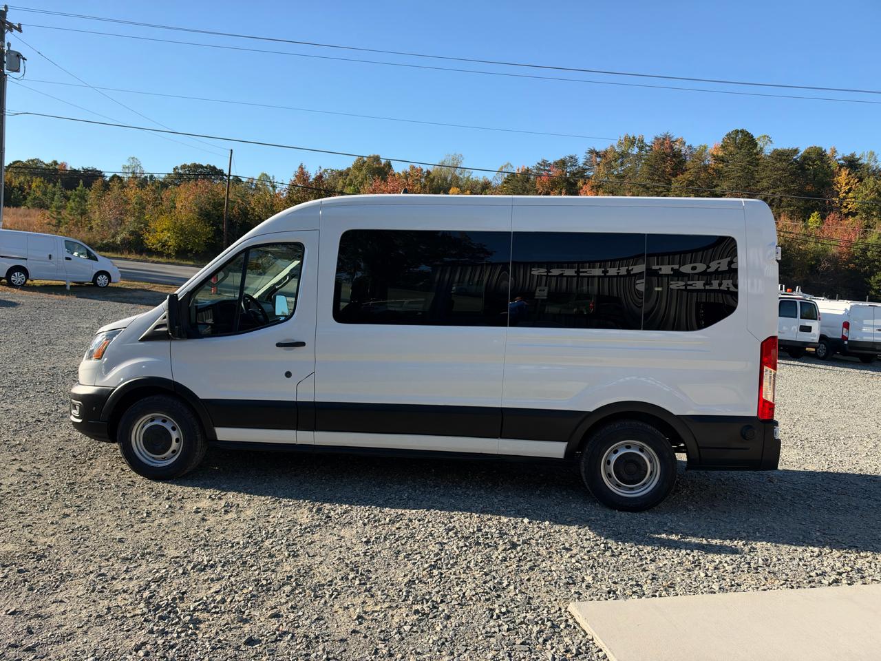 Ford Transit 350 Wagon Med. Roof XL w/Sliding Pass. 148-in. WB 2020